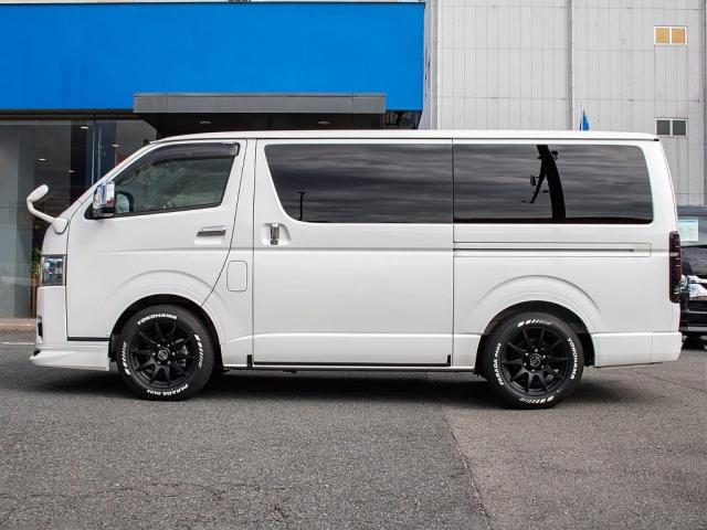 ハイエースバン スーパーGL ダークプライムII 買取直販 足回り強化パーツ ディーゼル 4WD ナビ付 前後ドラレコ パノラミックビューモニター 両側パワースライドドア デジタルインナーミラー LEDテールランプ アルミホイール モデリスタ エアロ(18枚目)