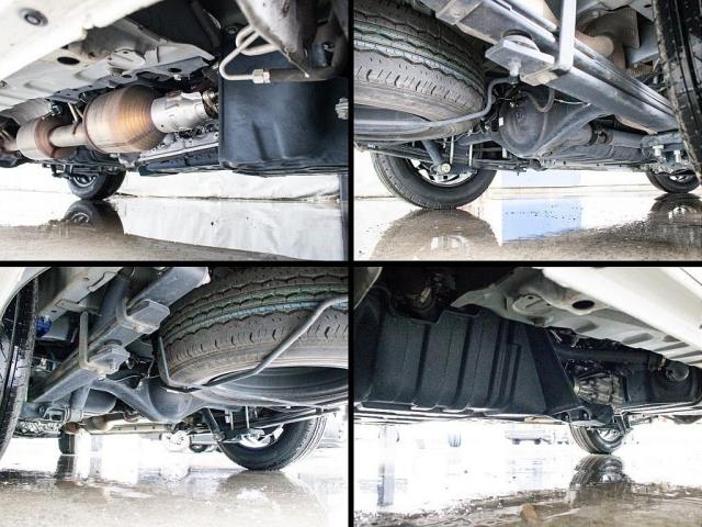 ハイエースバン スーパーGL ダークプライムII ディーゼル4WD 純正ナビ ETC付 前後ドラレコ デジタルインナーミラー パノラミックビューモニター 両側パワスラ フロントスポイラー オバフェン アルミホイール グッドイヤーナスカー ワンオーナー(17枚目)