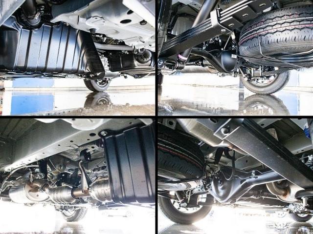 ハイエースワゴン ＧＬ　ＢＩＧ－Ｘナビ　ＥＴＣ２．０　フリップダウン　ルースピ　ローダウン　フロントスポイラー　オバフェン　アヴェスト　ウィンカーミラー　インパネ　シートカバー　エアバック　フローリング　ベッドキット　ＬＥＤ（18枚目）