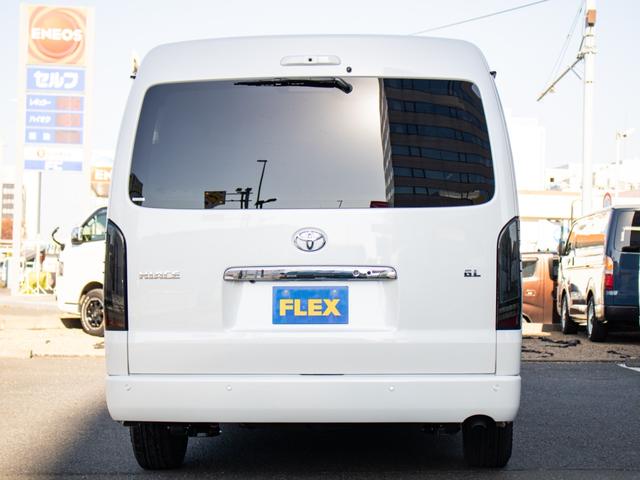 ハイエースワゴン ＧＬ　ＢＩＧ－Ｘナビ　ＥＴＣ２．０　フリップダウン　ルースピ　ローダウン　フロントスポイラー　オバフェン　アヴェスト　ウィンカーミラー　インパネ　シートカバー　エアバック　フローリング　ベッドキット　ＬＥＤ（75枚目）