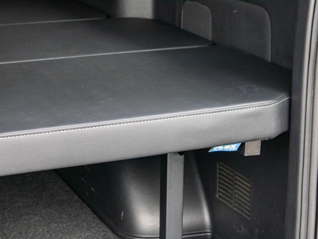 ハイエースバン スーパーGL ダークプライムII ガンメタリック カロッツェリアナビ ETC2.0付 バックカメラ 前後ドラレコ アルミホイール ヨコハマパラダ スポイラー オバフェン LEDテール ローダウン ストスパ ハイマウント ベッドキット付(75枚目)