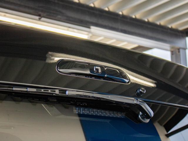 ハイエースワゴン GL ロング BIG-Xパーフェクトフィットナビ ETC2.0付 バックカメラ連動 12.8フリップ ルースピ シートカバー LEDテール アルミホイール ナスカータイヤ オバフェン フロントスポイラー ローダウン(25枚目)