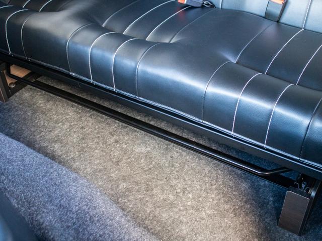 ハイエースワゴン GL ロング BIG-Xパーフェクトフィットナビ ETC2.0付 バックカメラ連動 12.8フリップ ルースピ シートカバー LEDテール アルミホイール ナスカータイヤ オバフェン フロントスポイラー ローダウン(72枚目)