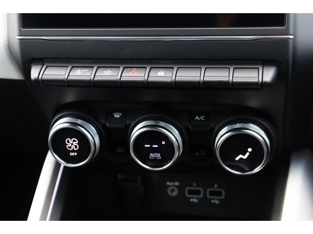 ルーテシア インテンス　アクティブブレーキ　ＡＣＣ　ＬＫＡ　ＢＳＭ　Ｂカメラ　パーキングセンサー　ＢＯＳＥサウンド　ＣａｒＰｌａｙ　ＢＴ　ＵＳＢ　ハーフ革シート　ＬＥＤ　パドルシフト　ステアリングヒーター　ＥＴＣ　ドラレコ（33枚目）