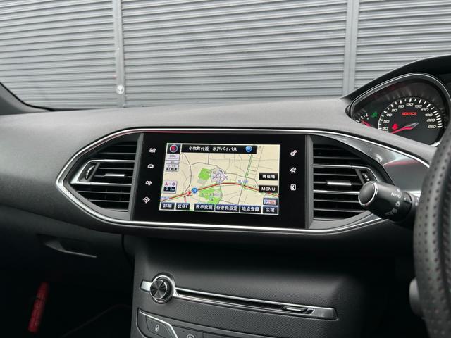 ３０８ ＳＷ　ＧＴ　ブルーＨＤｉ　ワンオーナー　ＤＥＮＯＮスピーカー　衝突軽減Ｂ　ＢＳＭ　Ｂカメラ　パーキングセンサー　パークアシスト　ナビ　ＴＶ　ＢＴ　ＵＳＢ　ＤＶＤ　ＬＥＤヘッドライト　パドルシフト　ＥＴＣ　ルーフレール　禁煙車（24枚目）