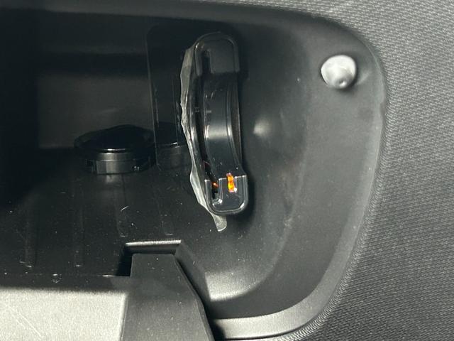 スマートフォーフォー プライム　ガラスルーフ　衝突警告　ナビ　ＴＶ　ＢＴ　ＵＳＢ　バックカメラ　バックソナー　黒革　シートヒーター　ＬＥＤヘッドライト　オートライト　クルーズコントロール　ＥＴＣ　ミラー型ドラレコ　純正１５ｉｎＡＷ（48枚目）
