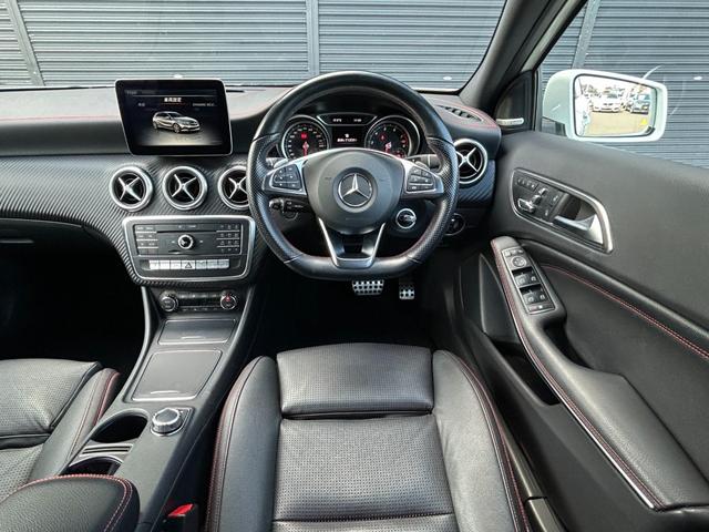 Aクラス A180 スポーツ 後期 AMGレザーエクスクルーシブPKG パノラミックSR harman/kardon 本革 Sヒーター M付PWシートアンビエントライト RSP ACC LKA BSA Bカメラ LED ナビ TV(5枚目)