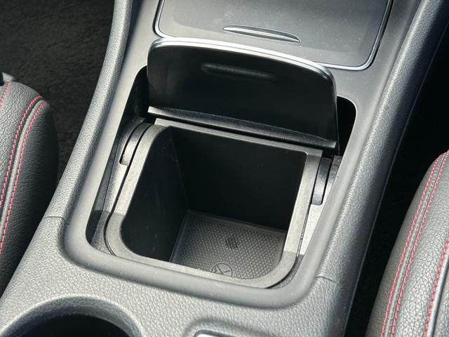 Aクラス A180 スポーツ 後期 AMGレザーエクスクルーシブPKG パノラミックSR harman/kardon 本革 Sヒーター M付PWシートアンビエントライト RSP ACC LKA BSA Bカメラ LED ナビ TV(41枚目)