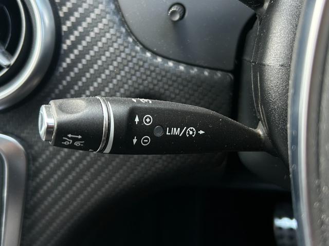 Aクラス A180 スポーツ 後期 AMGレザーエクスクルーシブPKG パノラミックSR harman/kardon 本革 Sヒーター M付PWシートアンビエントライト RSP ACC LKA BSA Bカメラ LED ナビ TV(49枚目)