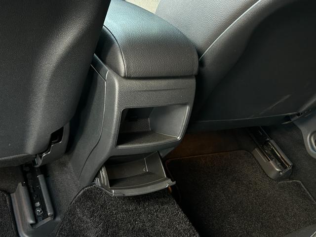 ＣＬＡクラス シューティングブレーク ＣＬＡ１８０　シューティングブレーク　ＡＭＧスタイル　後期型　ＲＳＰ　ＡＣＣ　ＬＫＡ　ＢＳＡ　Ｂカメラ　パークトロニック　キーレスゴー　半革　シートヒーター　ナビ　ＴＶ　ＢＴ　ＵＳＢ　ＤＶＤ　パワーテールゲート　ＬＥＤヘッドライト　ＥＴＣ２．０　禁煙車（15枚目）