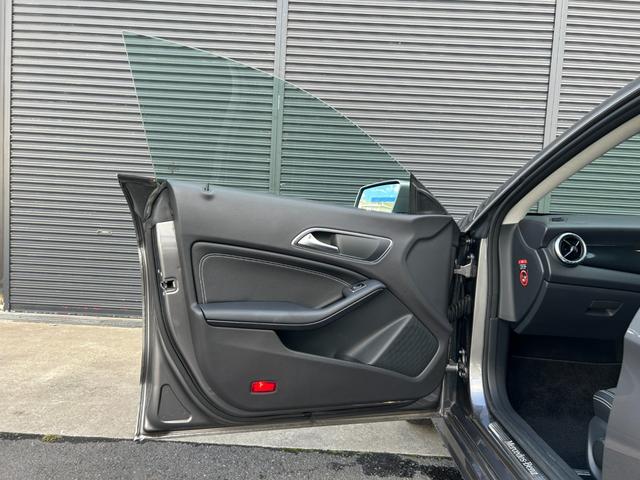 ＣＬＡクラス シューティングブレーク ＣＬＡ１８０　シューティングブレーク　ＡＭＧスタイル　後期型　ＲＳＰ　ＡＣＣ　ＬＫＡ　ＢＳＡ　Ｂカメラ　パークトロニック　キーレスゴー　半革　シートヒーター　ナビ　ＴＶ　ＢＴ　ＵＳＢ　ＤＶＤ　パワーテールゲート　ＬＥＤヘッドライト　ＥＴＣ２．０　禁煙車（20枚目）