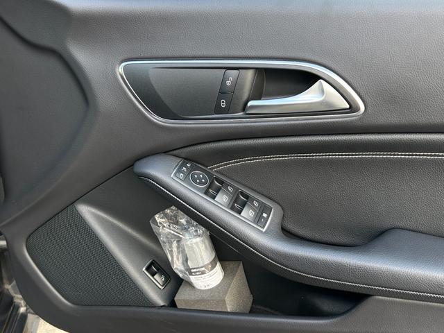 ＣＬＡクラス シューティングブレーク ＣＬＡ１８０　シューティングブレーク　ＡＭＧスタイル　後期型　ＲＳＰ　ＡＣＣ　ＬＫＡ　ＢＳＡ　Ｂカメラ　パークトロニック　キーレスゴー　半革　シートヒーター　ナビ　ＴＶ　ＢＴ　ＵＳＢ　ＤＶＤ　パワーテールゲート　ＬＥＤヘッドライト　ＥＴＣ２．０　禁煙車（22枚目）