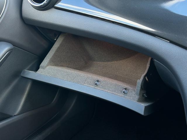 ＣＬＡクラス シューティングブレーク ＣＬＡ１８０　シューティングブレーク　ＡＭＧスタイル　後期型　ＲＳＰ　ＡＣＣ　ＬＫＡ　ＢＳＡ　Ｂカメラ　パークトロニック　キーレスゴー　半革　シートヒーター　ナビ　ＴＶ　ＢＴ　ＵＳＢ　ＤＶＤ　パワーテールゲート　ＬＥＤヘッドライト　ＥＴＣ２．０　禁煙車（49枚目）