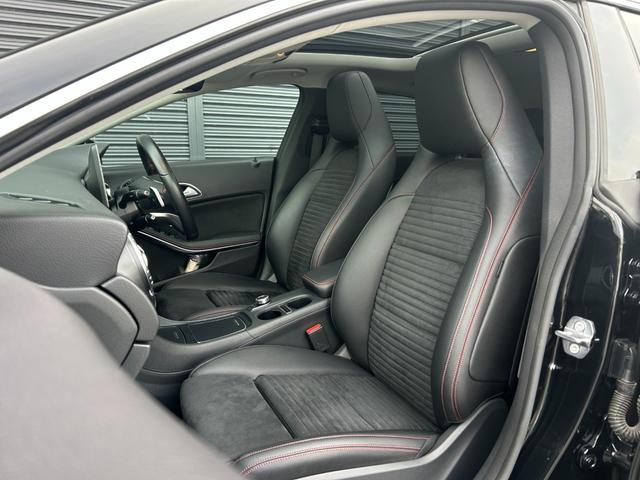 CLAクラス シューティングブレーク CLA180 シューティングブレーク AMGスタイル 後期型 AMGプレミアムPKG パノラミックSR 半革 Sヒーター M付PWシート PWテールゲート RSP ACC LKA BSA Bカメラ アンビエントライト ナビ TV BT ETC ドラレコ(12枚目)