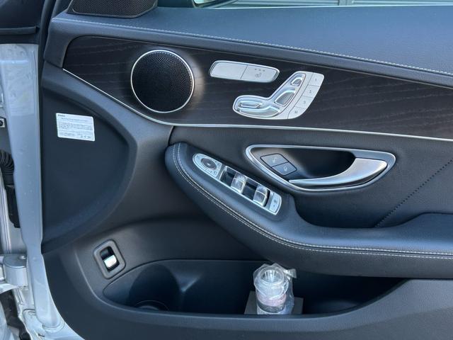 Cクラスステーションワゴン C180 ステーションワゴン スポーツ ワンオーナー RSP ACC LKA BSA Bカメラ パークトロニック HUD 黒革 Sヒーター PWシート PWテールゲート ナビ TV BT USB DVD LEDヘッドライト ETC 禁煙車(23枚目)