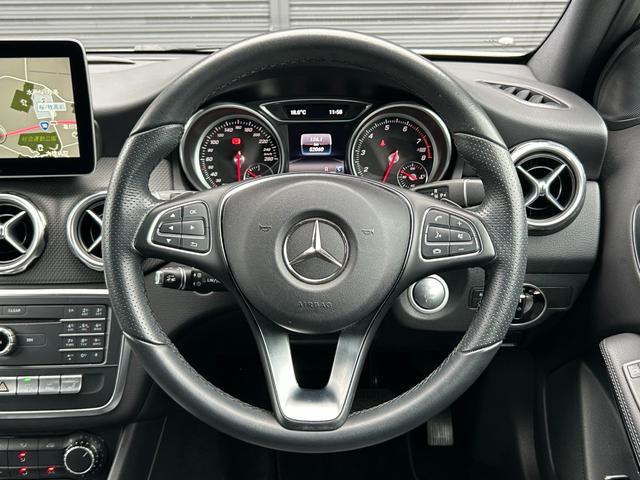 GLAクラス GLA180 後期型 RSP 衝突軽減B ACC LKA BSM ナビ TV Bカメラ BT USB 半革 シートヒーター パドルシフト ETC パドルシフト 電動リアゲート LED 純正17inAW ドラレコ(6枚目)