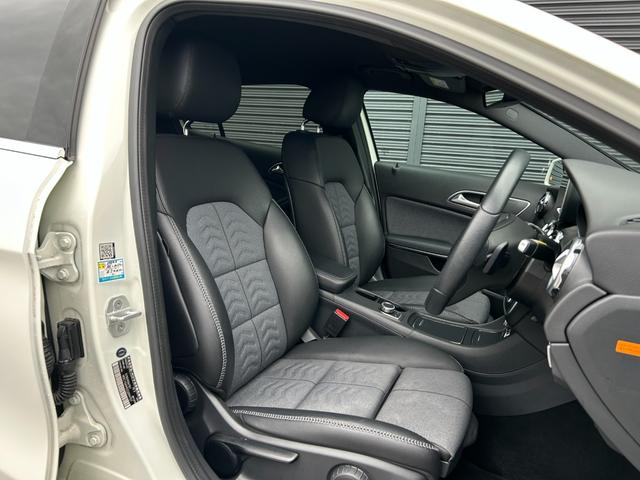 GLAクラス GLA180 後期型 RSP 衝突軽減B ACC LKA BSM ナビ TV Bカメラ BT USB 半革 シートヒーター パドルシフト ETC パドルシフト 電動リアゲート LED 純正17inAW ドラレコ(8枚目)