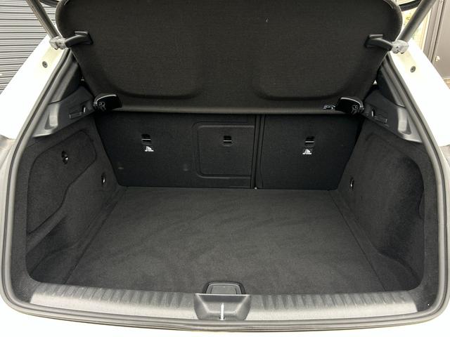 GLAクラス GLA180 後期型 RSP 衝突軽減B ACC LKA BSM ナビ TV Bカメラ BT USB 半革 シートヒーター パドルシフト ETC パドルシフト 電動リアゲート LED 純正17inAW ドラレコ(16枚目)