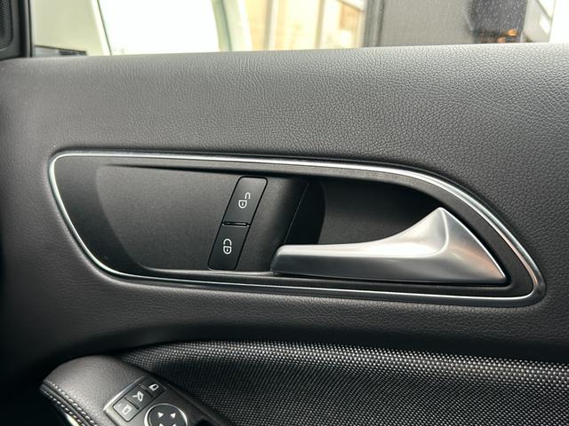 GLAクラス GLA180 後期型 RSP 衝突軽減B ACC LKA BSM ナビ TV Bカメラ BT USB 半革 シートヒーター パドルシフト ETC パドルシフト 電動リアゲート LED 純正17inAW ドラレコ(23枚目)