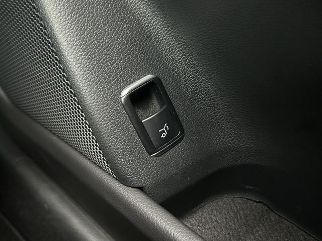 GLAクラス GLA180 後期型 RSP 衝突軽減B ACC LKA BSM ナビ TV Bカメラ BT USB 半革 シートヒーター パドルシフト ETC パドルシフト 電動リアゲート LED 純正17inAW ドラレコ(25枚目)