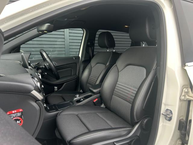 Ｂクラス Ｂ１８０　後期型　ワンオーナー　ベーシックＰＫＧ　ＲＳＰ　ＡＣＣ　ＬＫＡ　ＢＳＡ　Ｂカメラ　パークトロニック　半革　シートヒーター　ＰＷシート　キーレスゴー　ＬＥＤ　ナビ　ＴＶ　ＣａｒＰｌａｙ　ＤＶＤ　ＥＴＣ（12枚目）