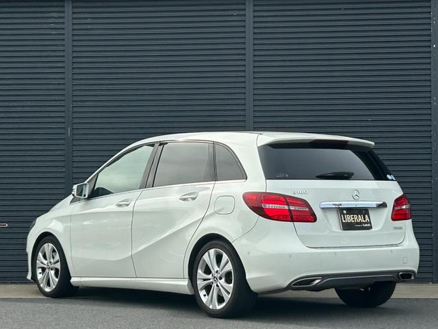 Ｂクラス Ｂ１８０　後期型　ワンオーナー　ベーシックＰＫＧ　ＲＳＰ　ＡＣＣ　ＬＫＡ　ＢＳＡ　Ｂカメラ　パークトロニック　半革　シートヒーター　ＰＷシート　キーレスゴー　ＬＥＤ　ナビ　ＴＶ　ＣａｒＰｌａｙ　ＤＶＤ　ＥＴＣ（61枚目）