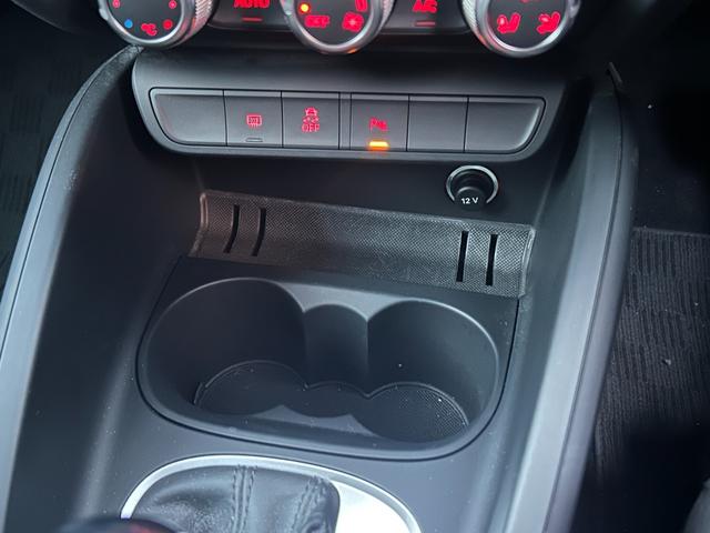 A1スポーツバック 1.0TFSI 後期型 ナビキセノンPKG ナビ 12セグ BT DVD CD アドバンストキー パーキングエイド キセノンヘッドライト オートライト オートエアコン ETC ドラレコ 純正15インチAW 禁煙車(39枚目)