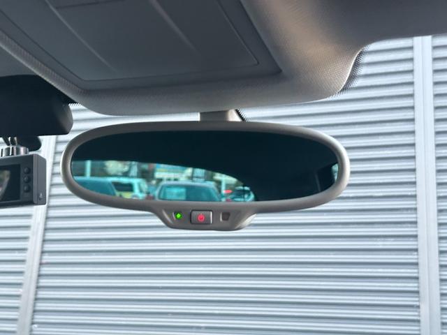 A1スポーツバック 1.0TFSI 後期型 ナビキセノンPKG ナビ 12セグ BT DVD CD アドバンストキー パーキングエイド キセノンヘッドライト オートライト オートエアコン ETC ドラレコ 純正15インチAW 禁煙車(50枚目)