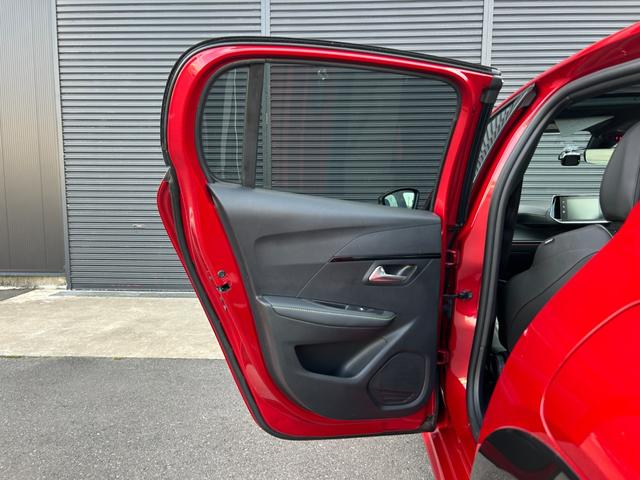 208 GTライン パノラミックガラスルーフ 衝突軽減B ACC LKA BSM Bカメラ パークディスタンス 半革 ディスプレイOD CarPlay BT USB LEDヘッドライト オートハイビーム ETC ドラレコ(20枚目)