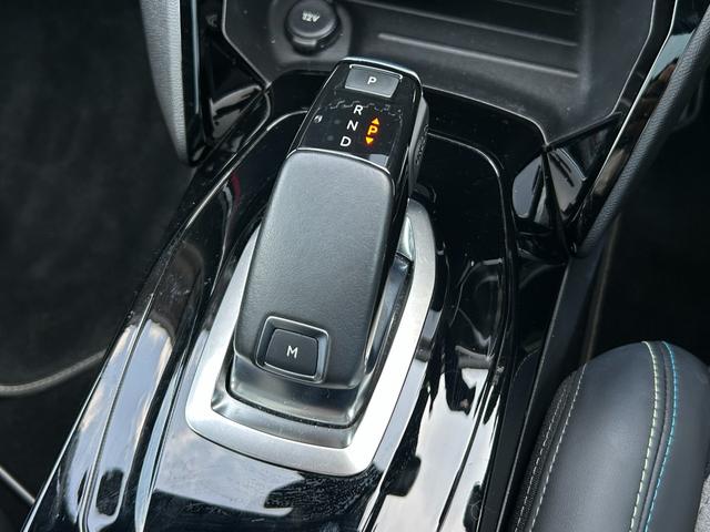 208 GTライン パノラミックガラスルーフ 衝突軽減B ACC LKA BSM Bカメラ パークディスタンス 半革 ディスプレイOD CarPlay BT USB LEDヘッドライト オートハイビーム ETC ドラレコ(34枚目)