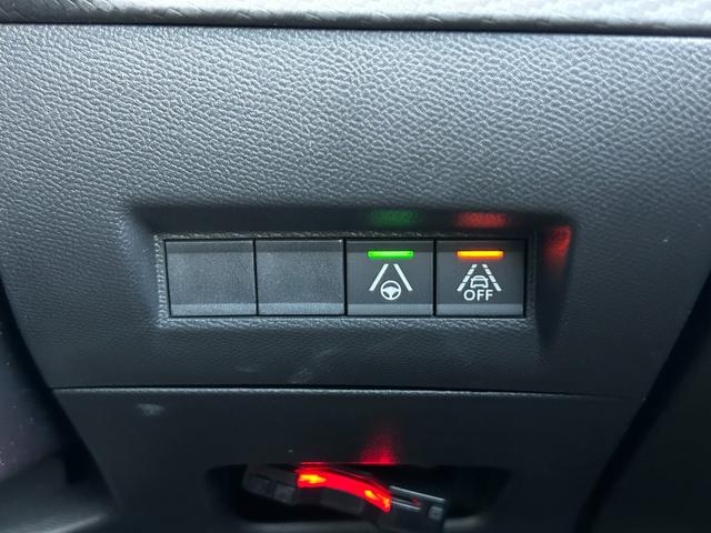 208 GTライン パノラミックガラスルーフ 衝突軽減B ACC LKA BSM Bカメラ パークディスタンス 半革 ディスプレイOD CarPlay BT USB LEDヘッドライト オートハイビーム ETC ドラレコ(43枚目)