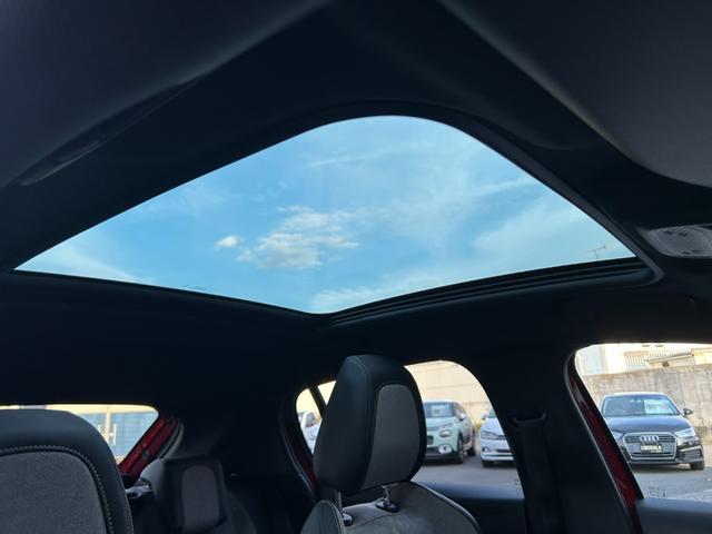 208 GTライン パノラミックガラスルーフ 衝突軽減B ACC LKA BSM Bカメラ パークディスタンス 半革 ディスプレイOD CarPlay BT USB LEDヘッドライト オートハイビーム ETC ドラレコ(50枚目)