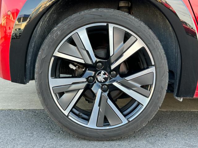 208 GTライン パノラミックガラスルーフ 衝突軽減B ACC LKA BSM Bカメラ パークディスタンス 半革 ディスプレイOD CarPlay BT USB LEDヘッドライト オートハイビーム ETC ドラレコ(60枚目)