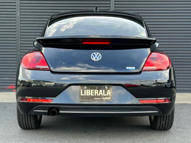 ザ・ビートル デザイン　後期型　純正ナビ　１２セグ　ＢＴ　ＤＶＤ　ＣＤ　バックカメラ　スマートエントリードライブ　ブラインドスポットモニター　クルーズコントロール　トランクスポイラー　パドルシフト　キセノン　禁煙車（57枚目）