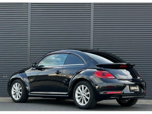 ザ・ビートル デザイン　後期型　純正ナビ　１２セグ　ＢＴ　ＤＶＤ　ＣＤ　バックカメラ　スマートエントリードライブ　ブラインドスポットモニター　クルーズコントロール　トランクスポイラー　パドルシフト　キセノン　禁煙車（58枚目）