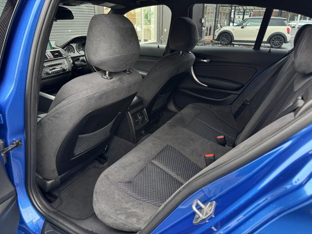 １シリーズ Ｍ１３５ｉ　純正ナビ　ＢＴ　ＵＳＢ　ＤＶＤ　ＣＤ　バックカメラ　ＰＤＣ　コンフォートアクセス　ＬＥＤヘッドライト　オートライト　パワーシート　純正１８インチアルミホイール　ＥＴＣ２．０　オートエアコン　禁煙車（13枚目）