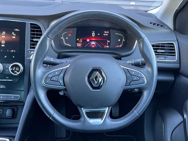 ＬＩＢＥＲＡＬＡの名前の由来はラテン語で「ｌｉｂｅｒａ：自由」と「ａｌａ：翼」を意味し、それらを組合せた造語です。自由な翼を得て思う存分人生を謳歌して欲しいという願いが込められています。