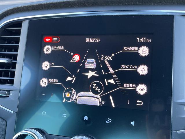 これまでの憧れだけや批評家の意見といったイメージで選ぶのではなく、オーナー様となる方がクルマから直接感じるリアルな感性を第一にした、最良の一台との出会いをコーディネート致します。