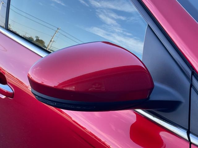 ＬＩＢＥＲＡＬＡでは多種多様の車種をご用意させていただいております。お客様がご納得いくまで、そのお車の持つ特性を五感すべてで感じ取っていただける場をご提供します。