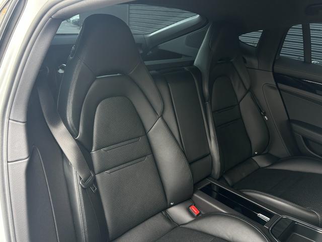 �w�^���E���ꓙ���Ȃ��A���ꂢ�ȏ�Ԃ�ۂ��Ă��܂��I�������������Ƃ����X�y�[�X������̂ŏ\���ɉ��K�ȃh���C�u�����҂ł��܂���