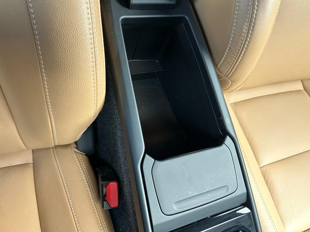 ＸＣ４０ Ｂ４　ＡＷＤ　インスクリプション　サンルーフ　ｈａｒｍａｎ／ｋａｒｄｏｎ　茶革　Ｓヒーター　ＰＷシート　ＰＷテールゲート　ナビ　ＴＶ　ＣａｒＰｌａｙ　３６０度カメラ　ＡＣＣ　自動駐車　純正１９インチＡＷ　ＬＥＤ　オートハイビーム（46枚目）