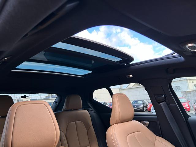 ＸＣ４０ Ｂ４　ＡＷＤ　インスクリプション　サンルーフ　ｈａｒｍａｎ／ｋａｒｄｏｎ　茶革　Ｓヒーター　ＰＷシート　ＰＷテールゲート　ナビ　ＴＶ　ＣａｒＰｌａｙ　３６０度カメラ　ＡＣＣ　自動駐車　純正１９インチＡＷ　ＬＥＤ　オートハイビーム（59枚目）