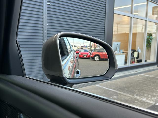 ＸＣ４０ Ｂ４　ＡＷＤ　インスクリプション　サンルーフ　ｈａｒｍａｎ／ｋａｒｄｏｎ　茶革　Ｓヒーター　ＰＷシート　ＰＷテールゲート　ナビ　ＴＶ　ＣａｒＰｌａｙ　３６０度カメラ　ＡＣＣ　自動駐車　純正１９インチＡＷ　ＬＥＤ　オートハイビーム（72枚目）