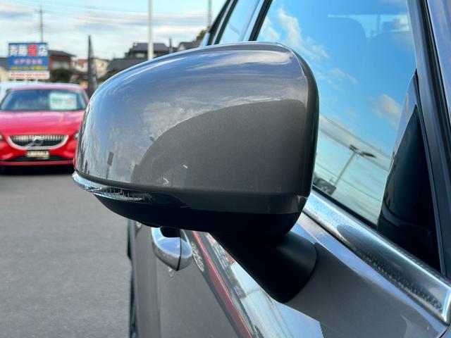 ＸＣ４０ Ｂ４　ＡＷＤ　インスクリプション　サンルーフ　ｈａｒｍａｎ／ｋａｒｄｏｎ　茶革　Ｓヒーター　ＰＷシート　ＰＷテールゲート　ナビ　ＴＶ　ＣａｒＰｌａｙ　３６０度カメラ　ＡＣＣ　自動駐車　純正１９インチＡＷ　ＬＥＤ　オートハイビーム（73枚目）