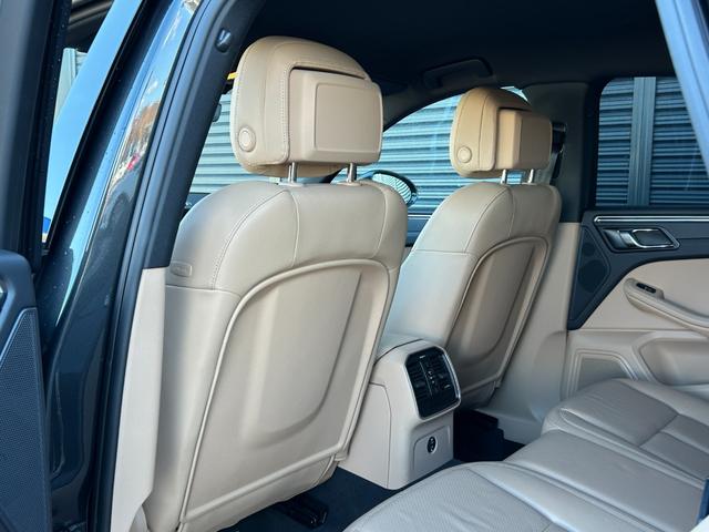 マカン マカン 後期型 ワンオーナー 360度カメラ 衝突軽減B ACC LKA BSM ベージュ革 Sヒーター PWシート PWテールゲート 純正ナビ BT USB ポルシェコネクト LED ETC 前後ドラレコ(13枚目)