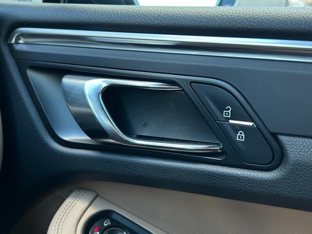 マカン マカン 後期型 ワンオーナー 360度カメラ 衝突軽減B ACC LKA BSM ベージュ革 Sヒーター PWシート PWテールゲート 純正ナビ BT USB ポルシェコネクト LED ETC 前後ドラレコ(25枚目)