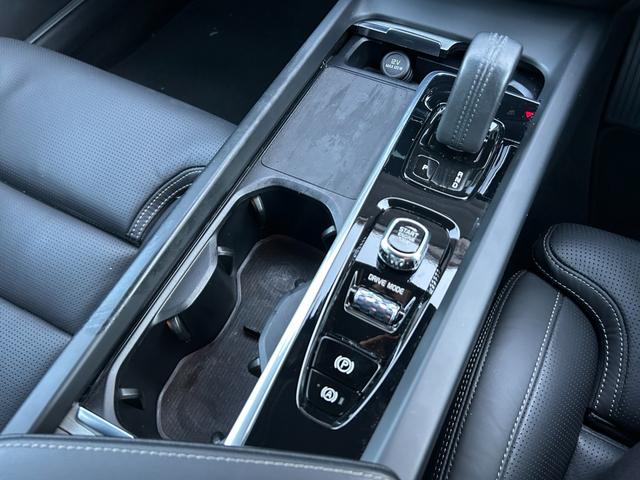 Ｖ６０ クロスカントリー　Ｂ５　ＡＷＤ　プロ　ワンオーナー　ｈａｒｍａｎ／ｋａｒｄｏｎ　ＨＵＤ　黒革　Ｓヒーター　ベンチレーション　ＰＷシート　ＰＷテールゲート　インテリセーフ　ＡＣＣ　ＬＫＡ　ＢＬＩＳ　３６０度カメラ　ナビ　ＴＶ　ＣａｒＰｌａｙ（47枚目）