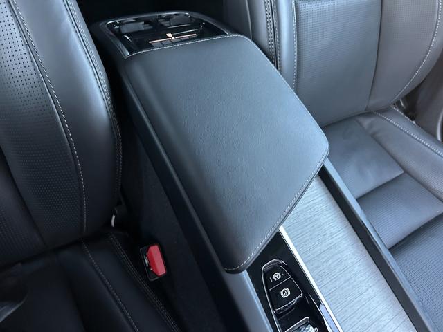 Ｖ６０ クロスカントリー　Ｂ５　ＡＷＤ　プロ　ワンオーナー　ｈａｒｍａｎ／ｋａｒｄｏｎ　ＨＵＤ　黒革　Ｓヒーター　ベンチレーション　ＰＷシート　ＰＷテールゲート　インテリセーフ　ＡＣＣ　ＬＫＡ　ＢＬＩＳ　３６０度カメラ　ナビ　ＴＶ　ＣａｒＰｌａｙ（48枚目）