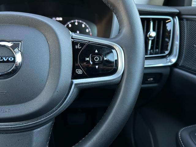Ｖ６０ クロスカントリー　Ｂ５　ＡＷＤ　プロ　ワンオーナー　ｈａｒｍａｎ／ｋａｒｄｏｎ　ＨＵＤ　黒革　Ｓヒーター　ベンチレーション　ＰＷシート　ＰＷテールゲート　インテリセーフ　ＡＣＣ　ＬＫＡ　ＢＬＩＳ　３６０度カメラ　ナビ　ＴＶ　ＣａｒＰｌａｙ（51枚目）