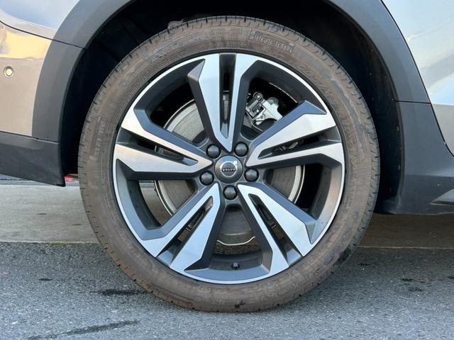 Ｖ６０ クロスカントリー　Ｂ５　ＡＷＤ　プロ　ワンオーナー　ｈａｒｍａｎ／ｋａｒｄｏｎ　ＨＵＤ　黒革　Ｓヒーター　ベンチレーション　ＰＷシート　ＰＷテールゲート　インテリセーフ　ＡＣＣ　ＬＫＡ　ＢＬＩＳ　３６０度カメラ　ナビ　ＴＶ　ＣａｒＰｌａｙ（70枚目）